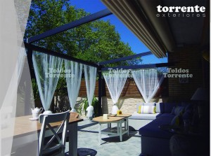 Pergola aluminio con toldo corredero ondas sistema tension