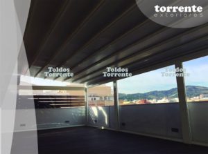 Pergola antilluvia barcelona by Toldos Torrente